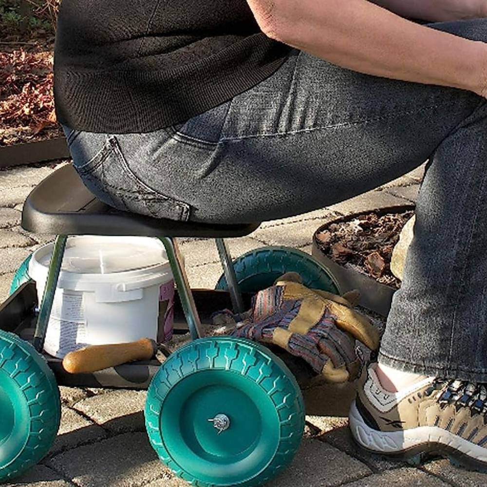 Garden Work Stool With Wheels: image 2