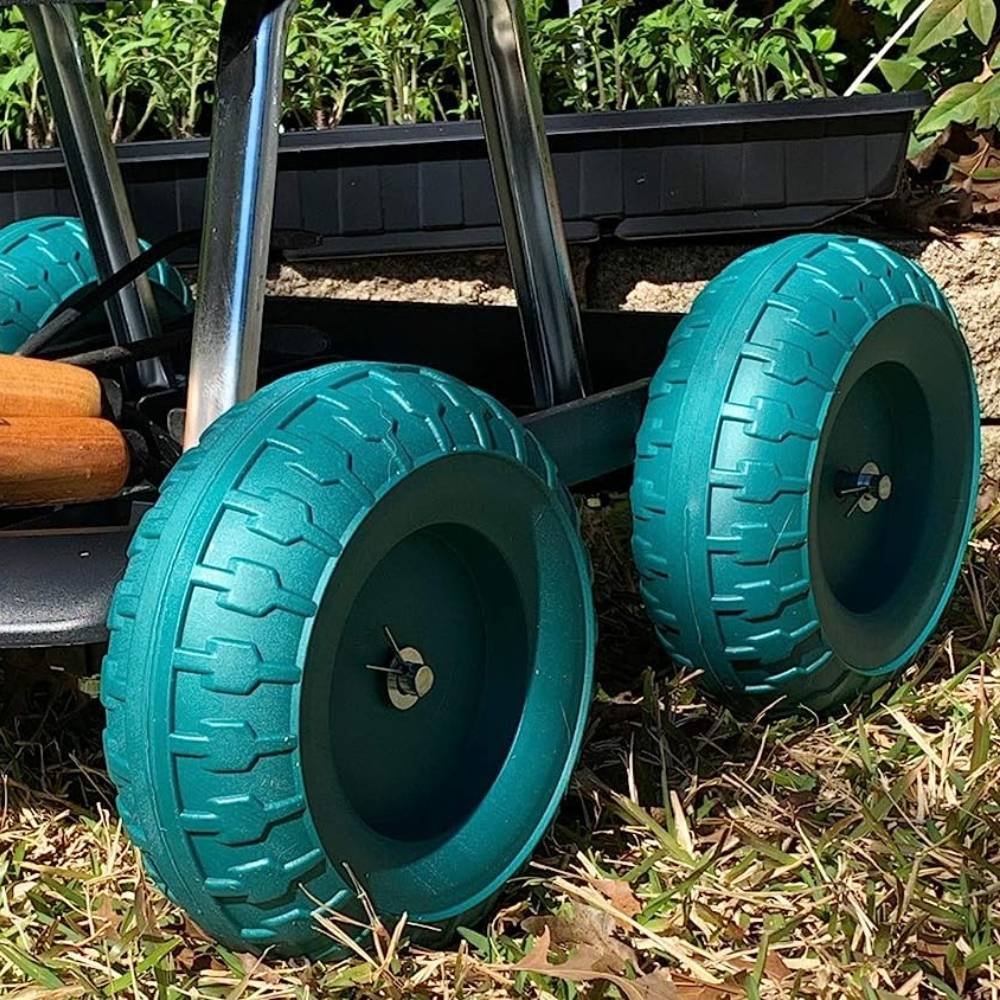 Garden Work Stool With Wheels: image 3